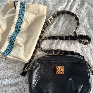 Black Leather Crossbody Bag with dustbag - Tory Burch